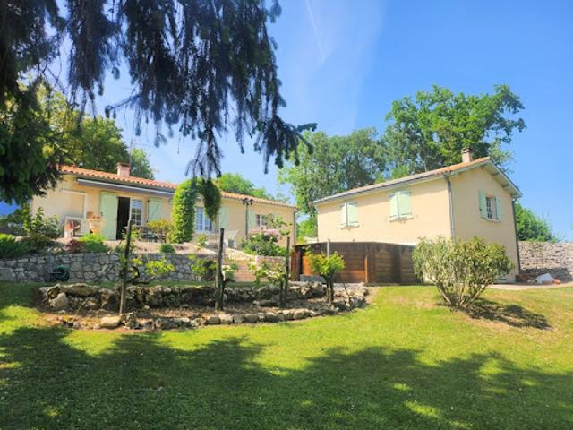 Vente Maison 6 pièces 142 m2 Allez et Cazeneuve