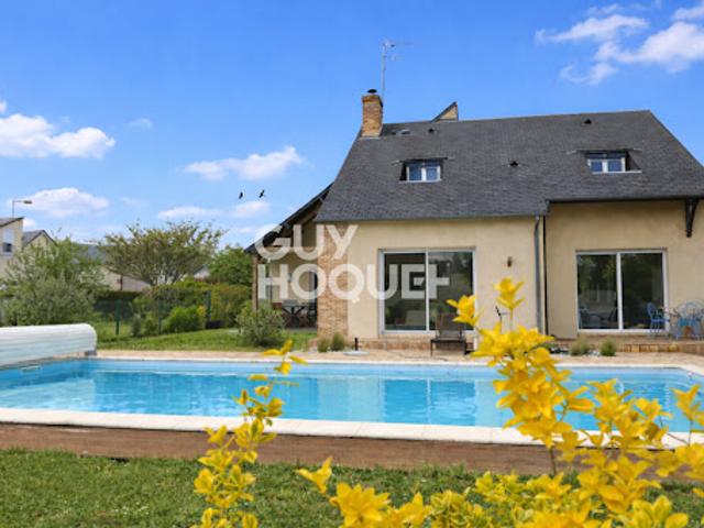 Vente Maison 6 pièces 142 m2 Bourges