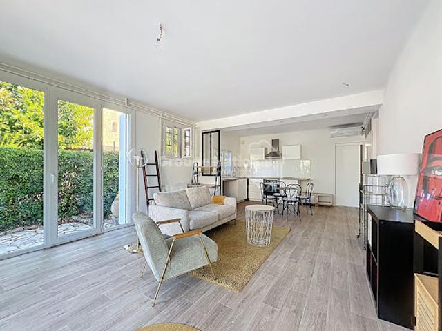 Vente Maison 6 pièces 142 m2 Cannes la bocca