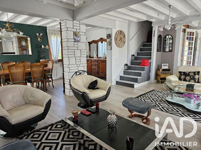 Vente Maison 6 pièces 142 m2 Guichainville