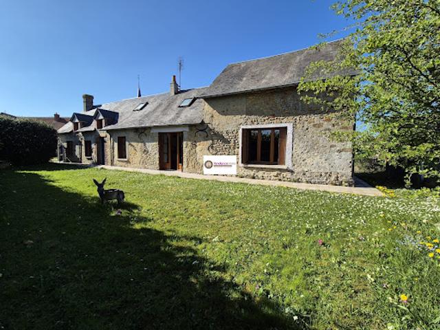 Vente Maison 6 pièces 142 m2 Le Mêle sur Sarthe