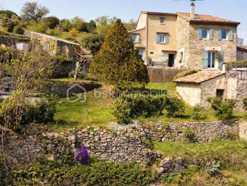 Vente Maison 6 pièces 142 m2 Le Teil