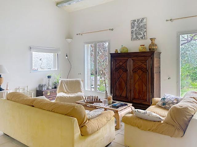 Vente Maison 6 pièces 142 m2 Pierrevert