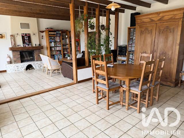 Vente Maison 6 pièces 142 m2 Saint Martin du Fouilloux