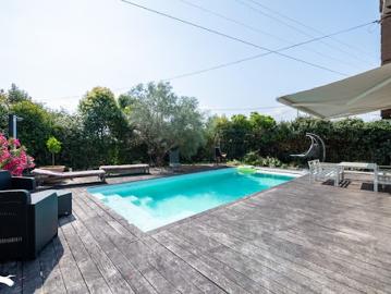 Vente Maison 6 pièces 142 m2 Salleboeuf