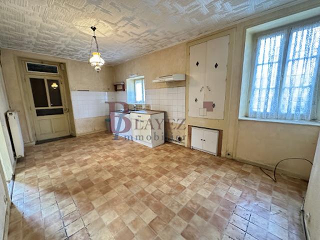 Vente Maison 6 pièces 142 m2 Turenne