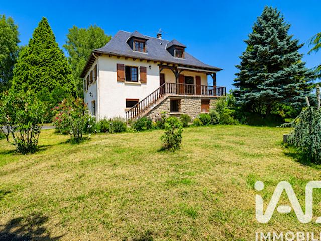 Vente Maison 6 pièces 143 m2 Eygurande