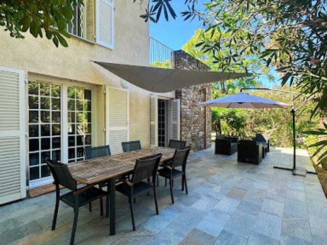 Vente Maison 6 pièces 143 m2 Saint Florent