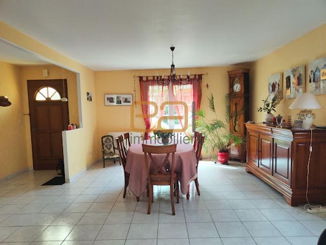 Vente Maison 6 pièces 143 m2 Spay