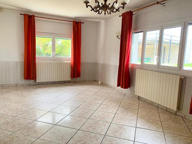 Vente Maison 6 pièces 143 m2 Valence D Agen