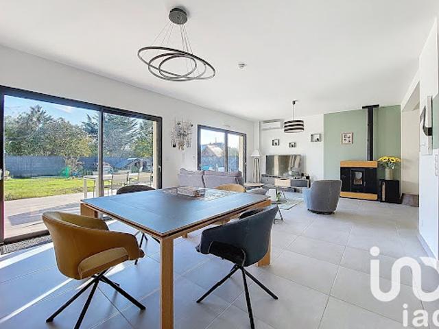 Vente Maison 6 pièces 143 m2 Veigné