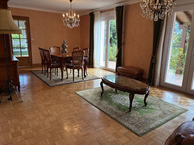 Vente Maison 6 pièces 154 m2 Montcuq
