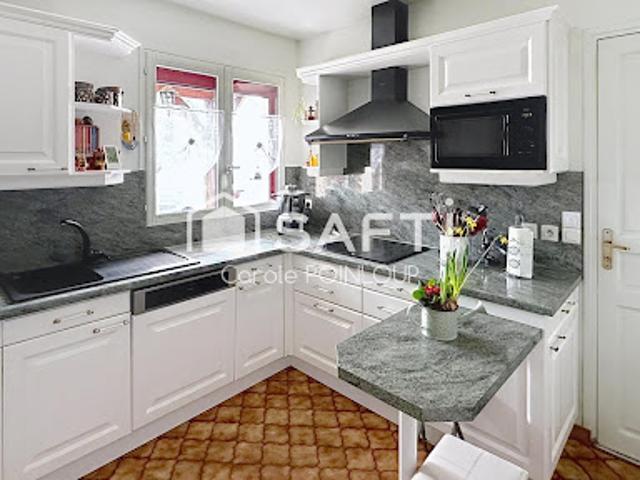 Vente Maison 6 pièces 155 m2 Ozoir la ferriere