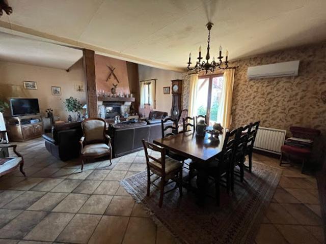 Vente Maison 6 pièces 155 m2 Cosnac