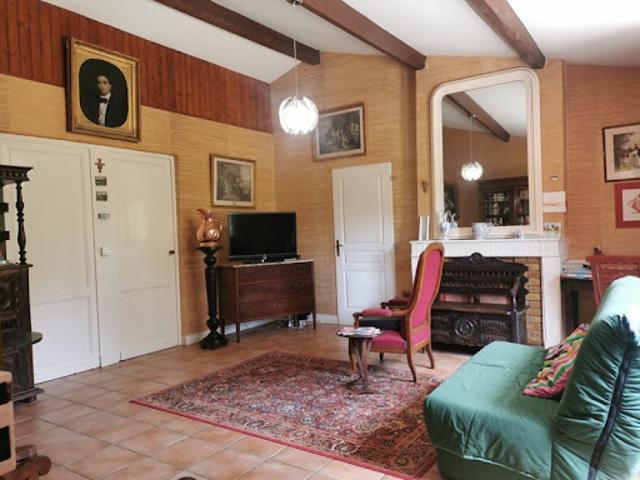 Vente Maison 6 pièces 155 m2 Saint Morillon