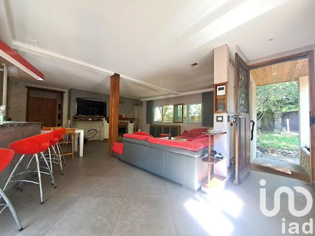 Vente Maison 6 pièces 155 m2 Saint Cyr sous Dourdan
