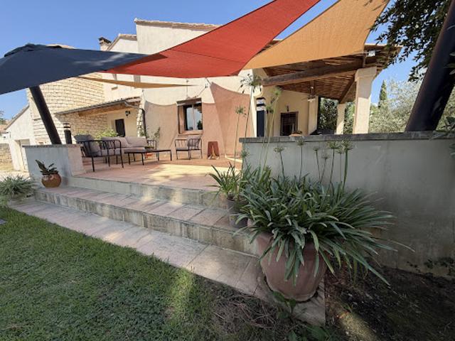 Vente Maison 6 pièces 155 m2 Saint Quentin la Poterie