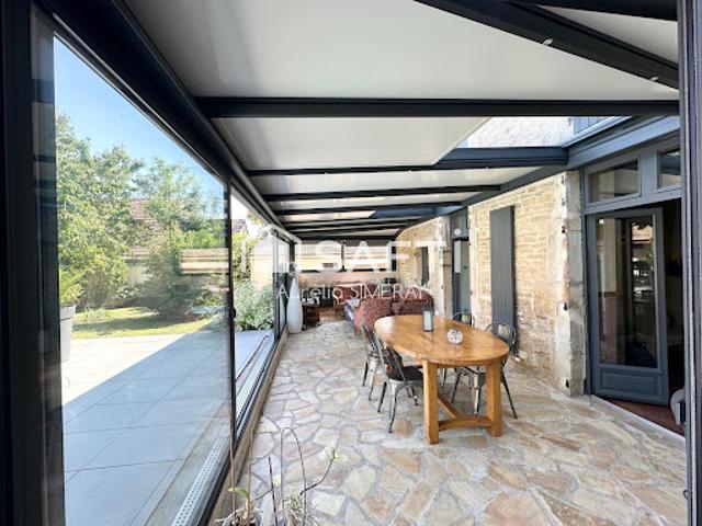 Vente Maison 6 pièces 155 m2 Savigny le Sec