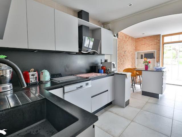 Vente Maison 6 pièces 156 m2 Barbezieux Saint Hilaire