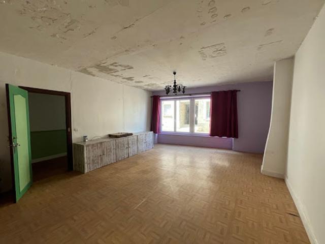 Vente Maison 6 pièces 156 m2 Saint Saud Lacoussière