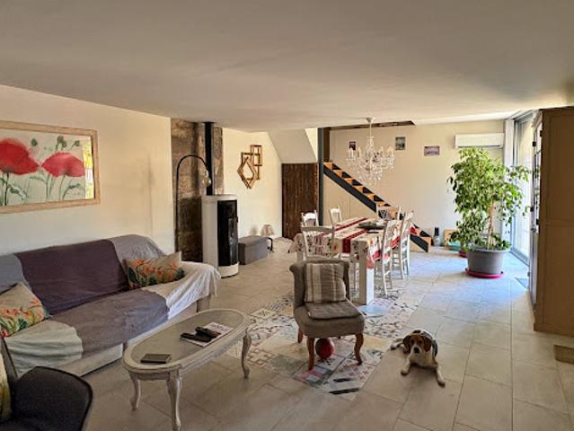 Vente Maison 8 pièces 157 m2 Manas