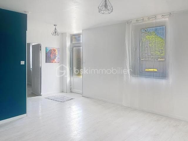 Vente Maison 6 pièces 157 m2 Franxault
