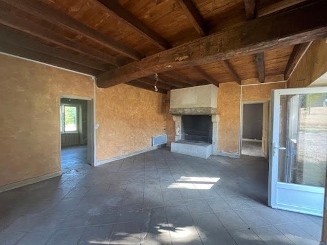 Vente Maison 6 pièces 157 m2 Saint Martial de Valette
