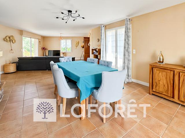 Vente Maison 6 pièces 157 m2 Tesson