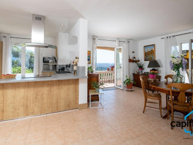 Vente Maison 6 pièces 139 m2 Toulon