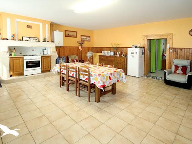 Vente Maison 6 pièces 158 m2 Montpon Ménestérol