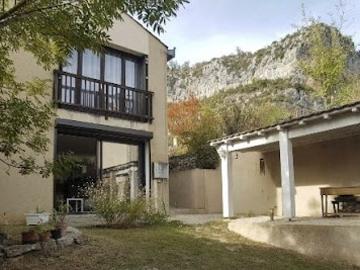 Vente Maison 6 pièces 158 m2 Cabrerets