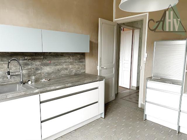 Vente Maison 6 pièces 158 m2 Chatres