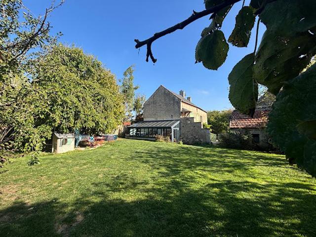 Vente Maison 6 pièces 158 m2 Creully