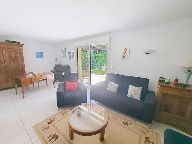 Vente Maison 6 pièces 158 m2 Roquemaure