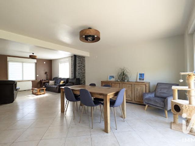 Vente Maison 6 pièces 159 m2 Crémarest