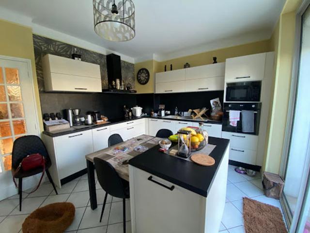 Vente Maison 6 pièces 159.69 m2 Limoges