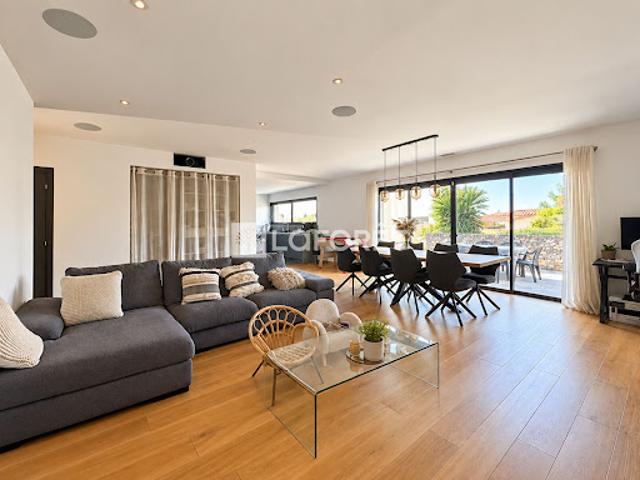 Vente Maison 6 pièces 150 m2 Nimes