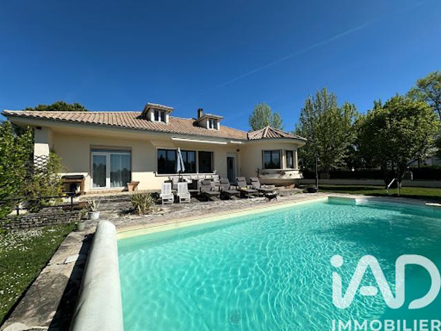 Vente Maison 6 pièces 150 m2 Casseneuil