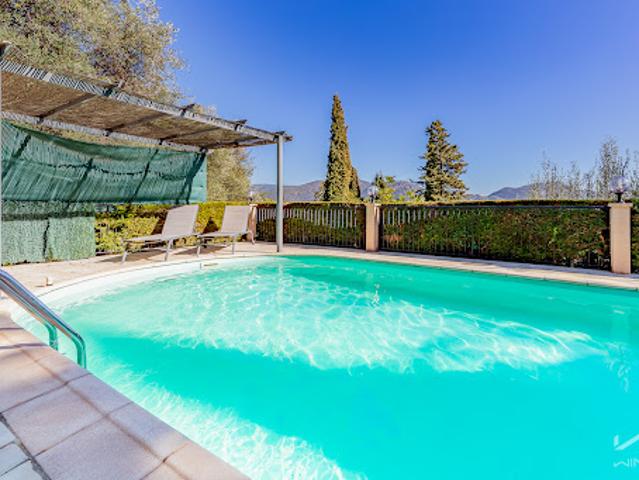 Vente Maison 6 pièces 150 m2 Carros
