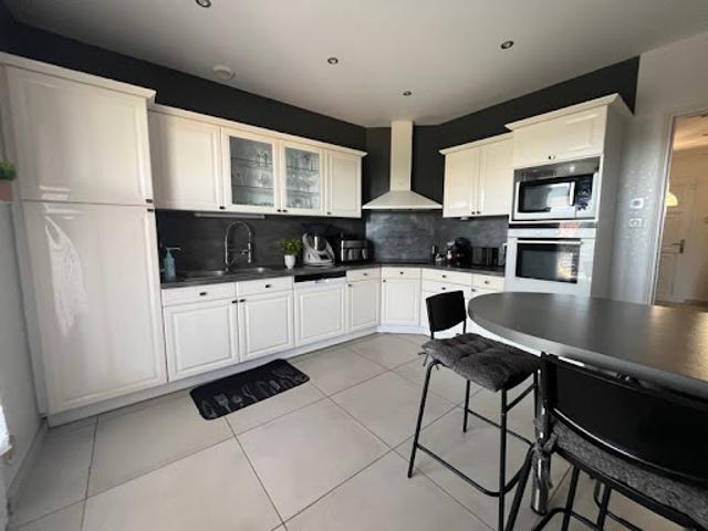 Vente Maison 6 pièces 150 m2 Domérat