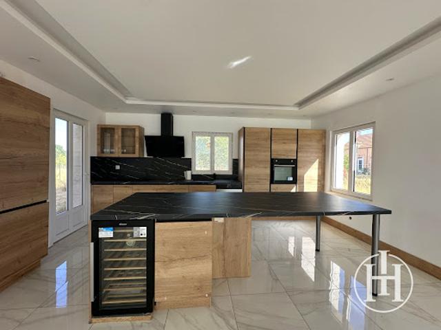 Vente Maison 6 pièces 150 m2 Epineuil le Fleuriel