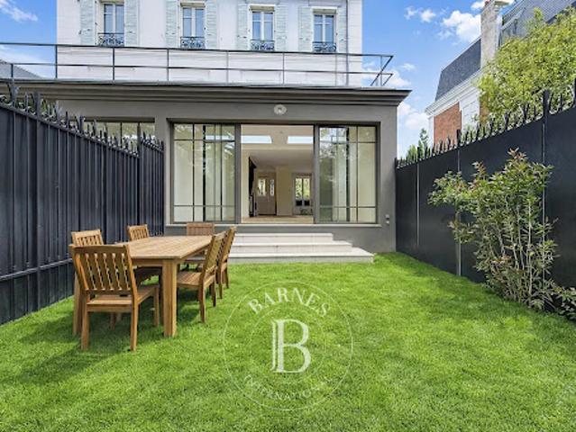 Vente Maison 6 pièces 172.73 m2 Fontenay sous Bois