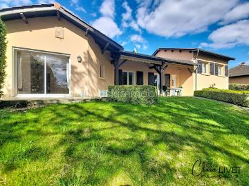 Vente Maison 6 pièces 150 m2 Frontenas