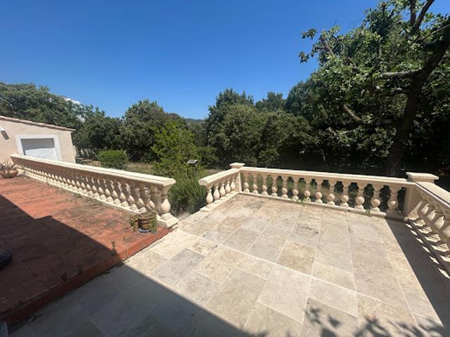 Vente Maison 6 pièces 150 m2 Garéoult