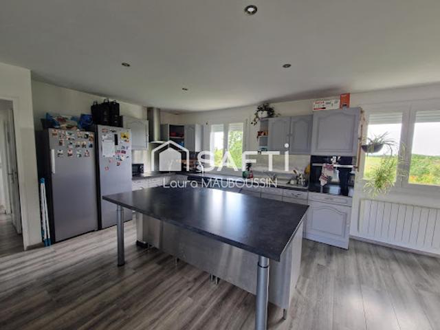 Vente Maison 6 pièces 150 m2 Grand Auverné