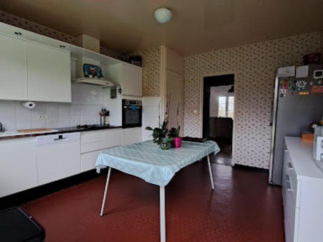 Vente Maison 6 pièces 150 m2 Huchenneville