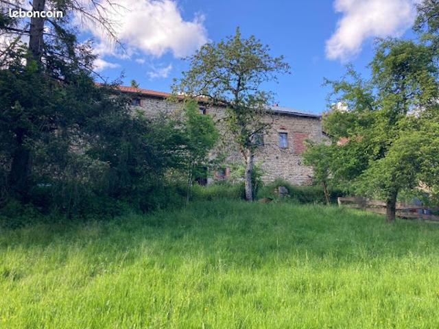 Vente Maison 6 pièces 150 m2 Laprugne