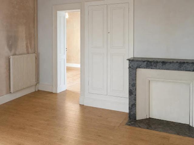 Vente Maison 6 pièces 150 m2 Le passage