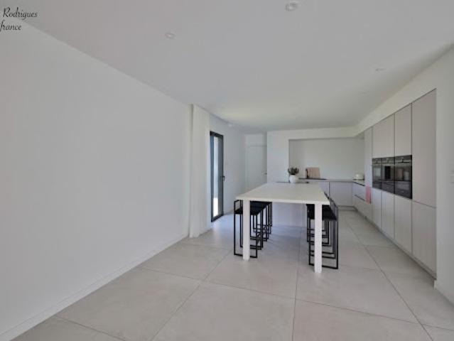Vente Maison 6 pièces 150 m2 Replonges