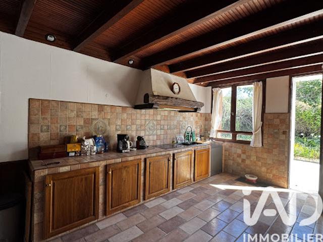Vente Maison 6 pièces 150 m2 Saint Bonnet sur Gironde